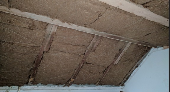 mansarda renovata, folosind izolatia din fibre de canepa cu iuta